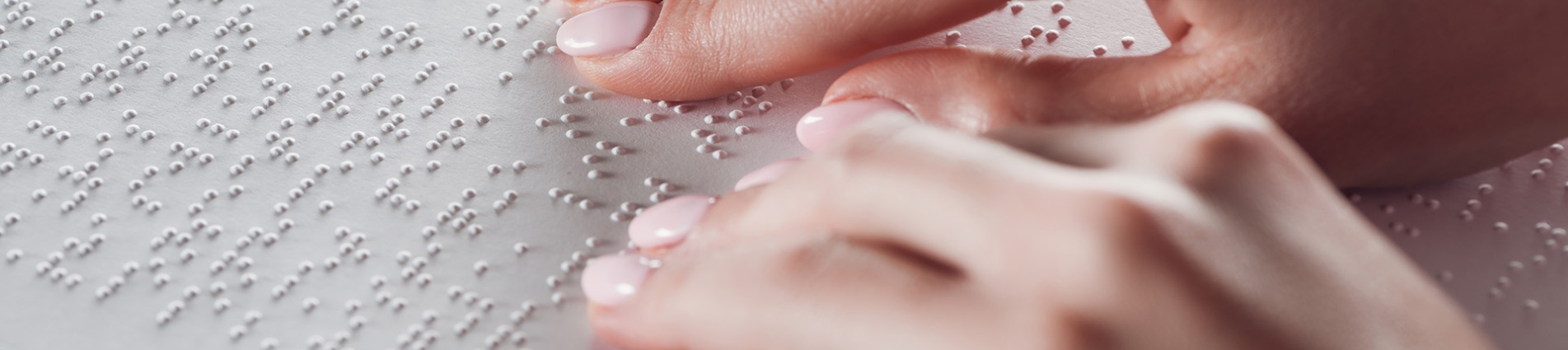 Lettura di un testo braille Lettura di un testo braille